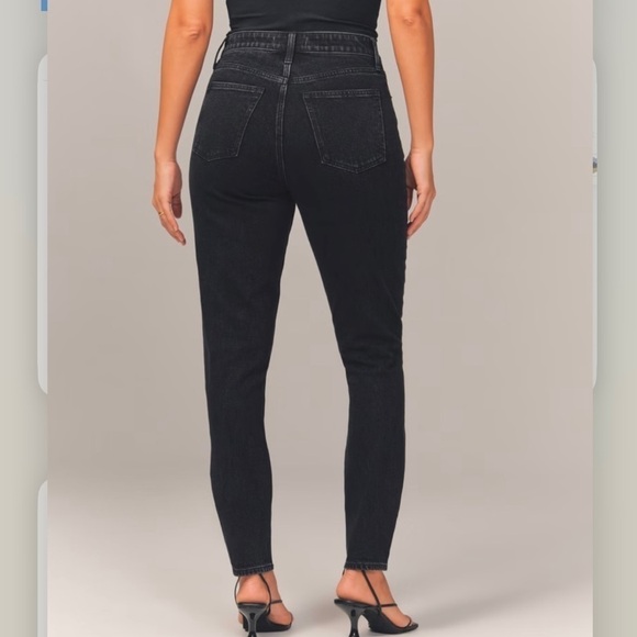 ABERCROMBIE & FITCH Curve Love High Rise Skinny Jean in Black women’s size 26 - Picture 7 of 12